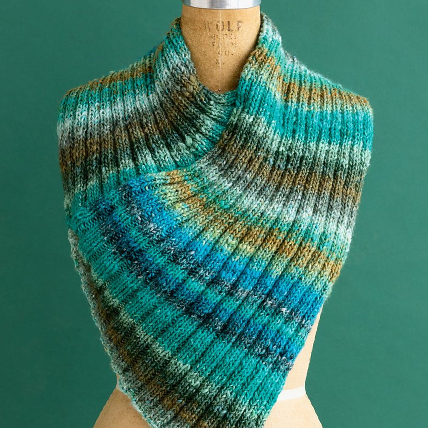 Noro B Veronika Cowl Knitting Pattern