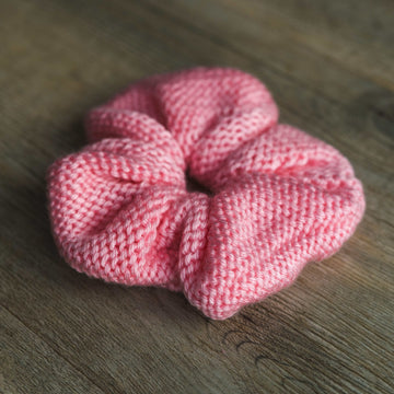 Deramores Scunchies Accessory Knitting Pattern
