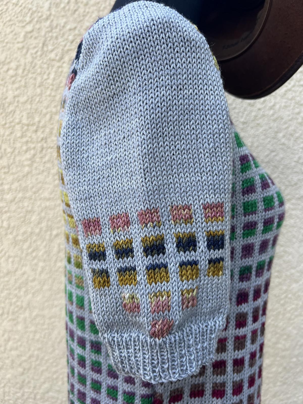 Tiny Squares