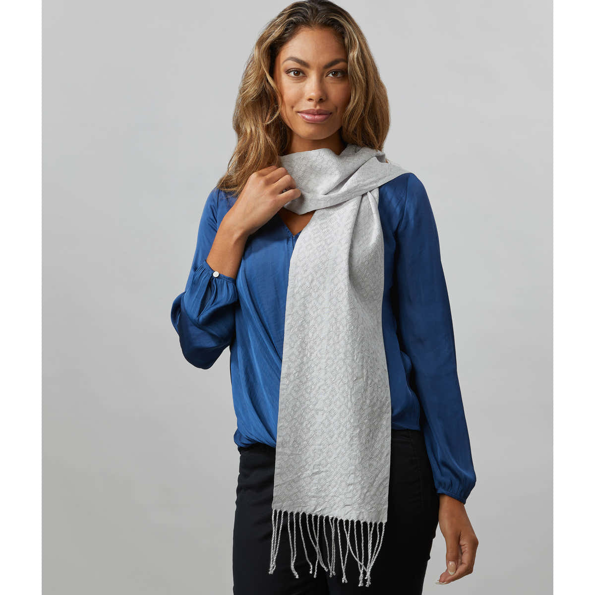 Valley Yarns #250 Silver Snowfall Scarf WIF