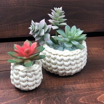 Flower pots