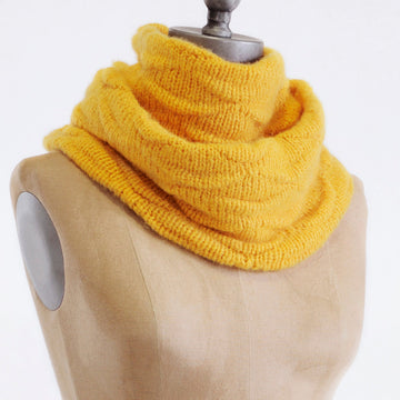 Blue Sky Fibers La Luna Cowl PDF