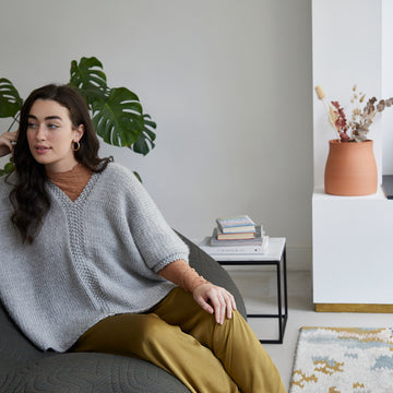 Debbie Bliss Clara Poncho PDF