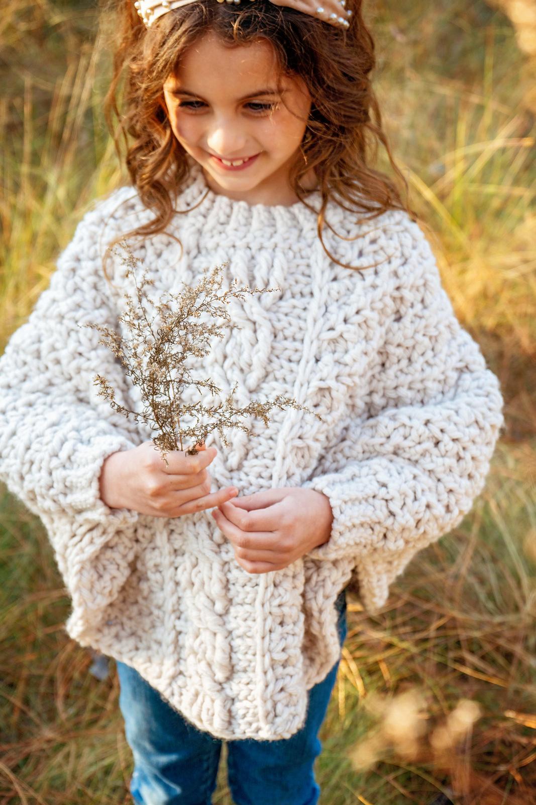 Starlette Cable Crochet Poncho