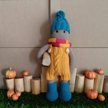 Clothes for The Oak Folk Set B