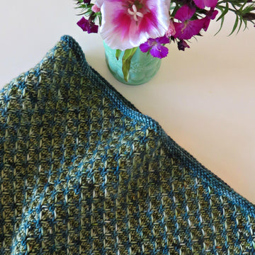 Thorndale Cowl