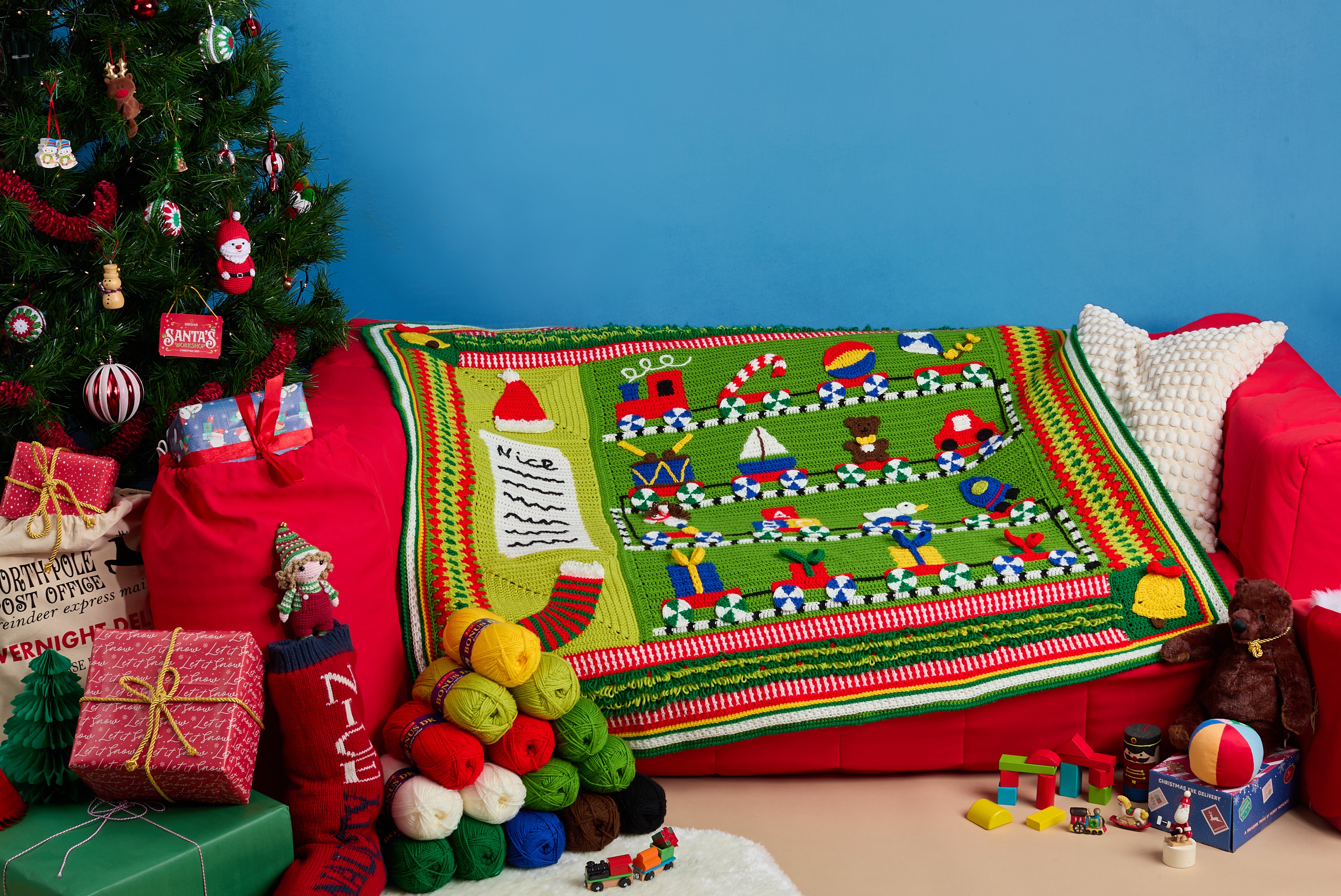 Sirdar Santa's Workshop Christmas CAL 2025 Yarn - Acrylic DK