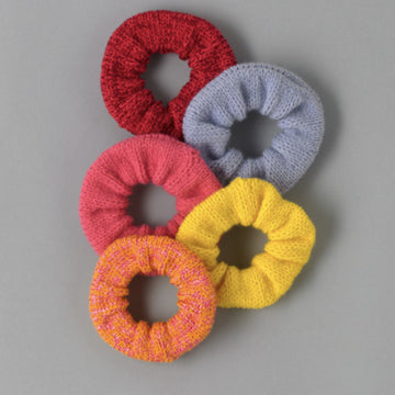 Paintbox Yarns Stunning Scrunchie Knitting Pattern