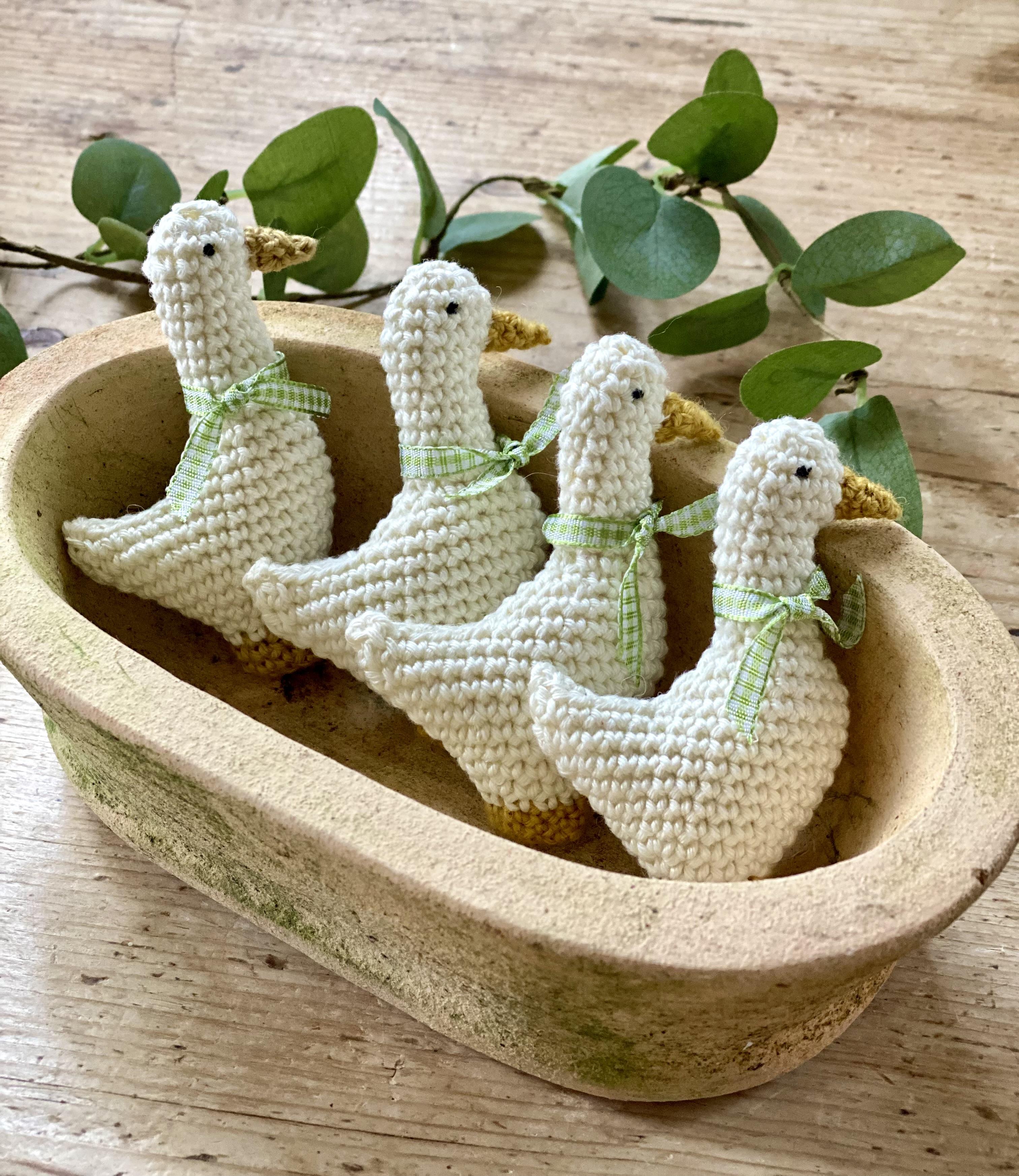 Shaker style goose