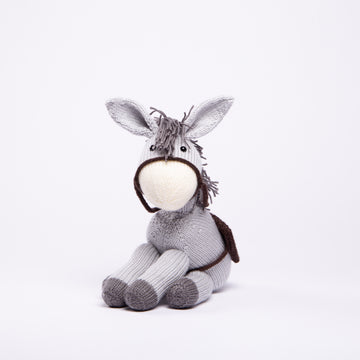 Deramores Dolly the Donkey and Bramble the Horse PDF