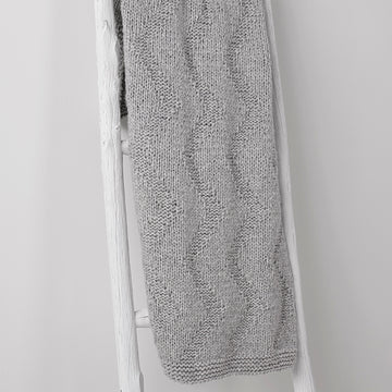 String Little Waves Blanket