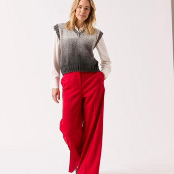 Sirdar Vest In Show Pullover Knitting Pattern