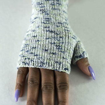 Cascade Yarns DK593 Everyday EZ Fingerless Mittens (Free)