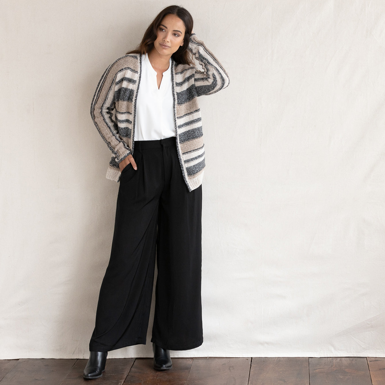 String Juliette Cardigan Knitting Pattern