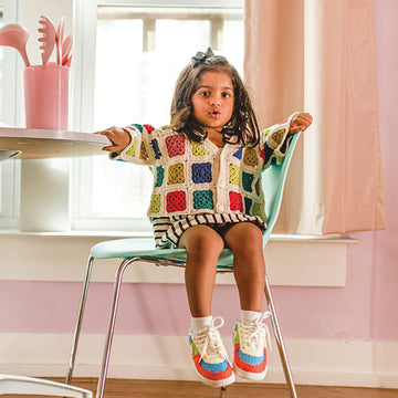 Pom Pom Mini Pom: Happy Knits for Little Kids