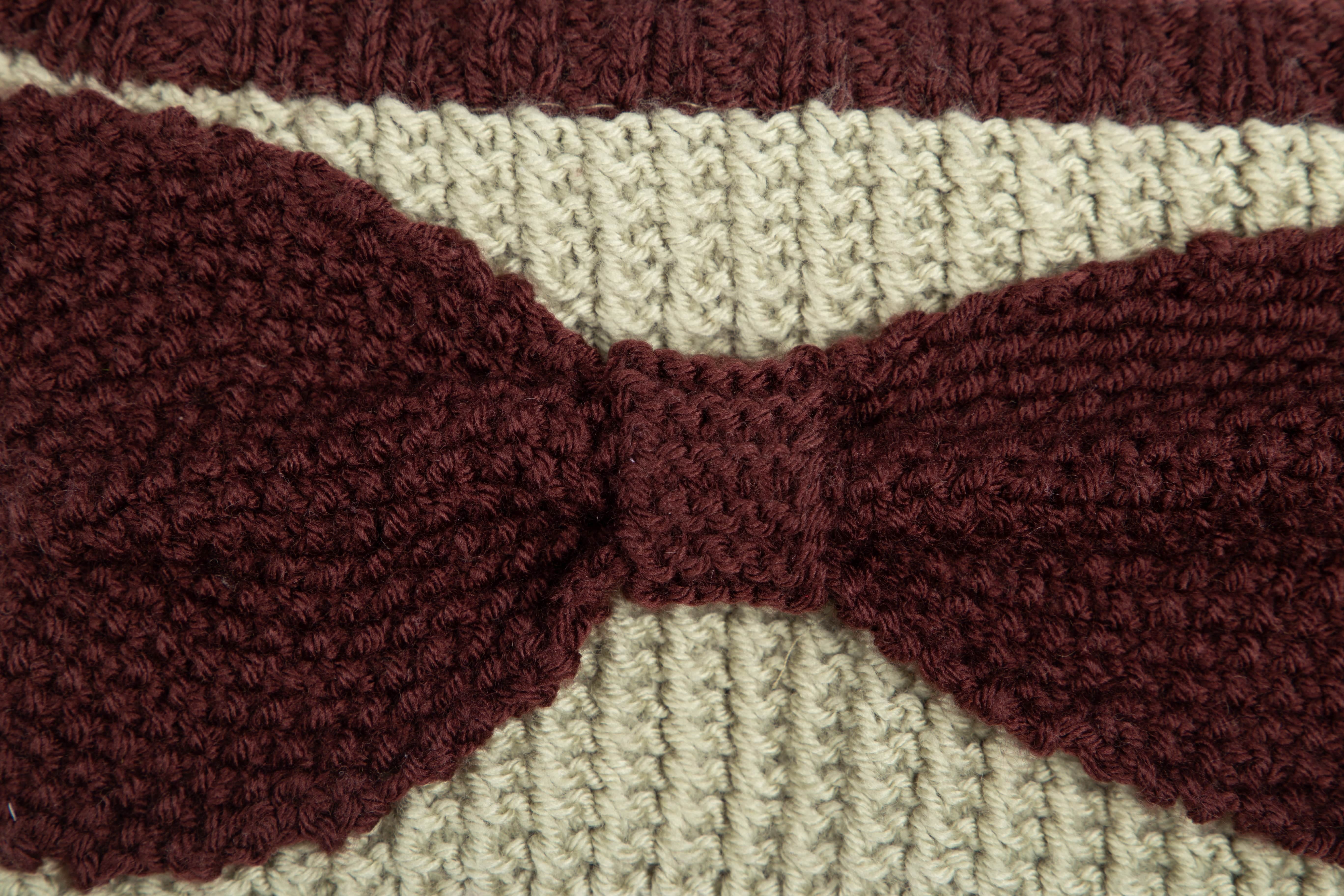 Deramores Bow Clutch Bag Knitting Pattern