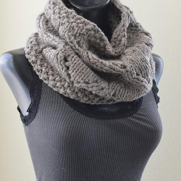 #291 Lyra Cowl