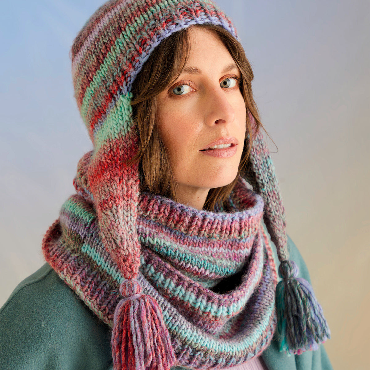 Sirdar Anemone Hat & Snood Accessory Knitting Pattern