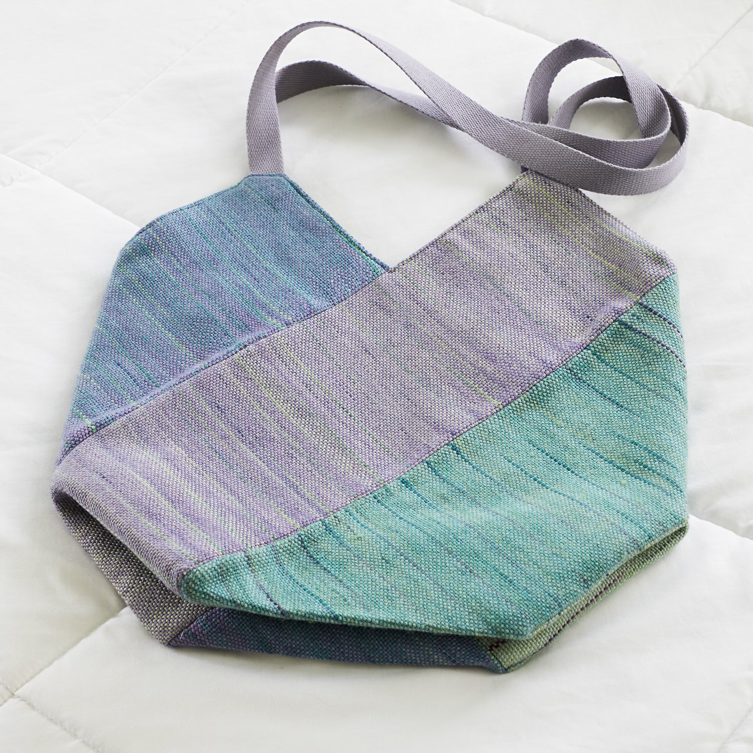 Valley Yarns #227 Pinwheel Tote