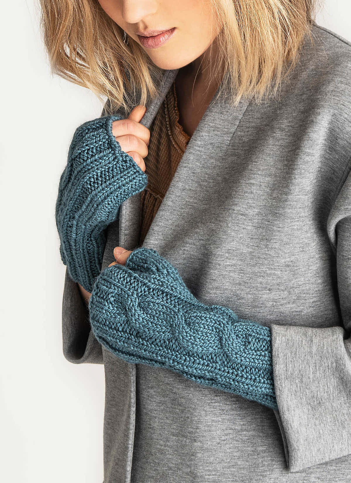 Blue Sky Fibers Extra Cable Mitts Gloves Knitting Pattern