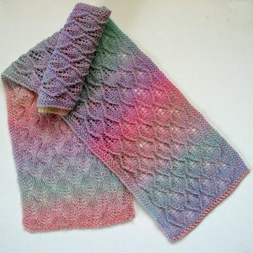 Jojoland Leafy Diamond Scarf Knitting Pattern