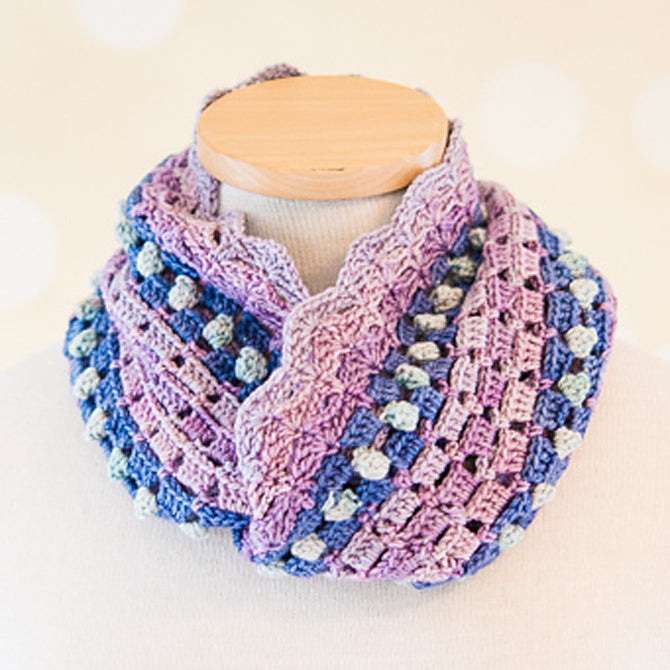 SweetGeorgia Bibelot Cowl Crochet Pattern
