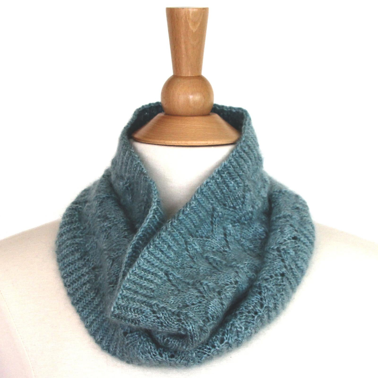 Azurine Hat and Cowl