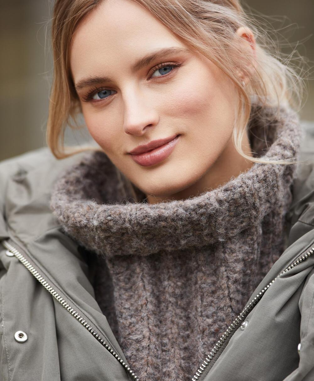 Mock Rib Cowl Knitting Pattern