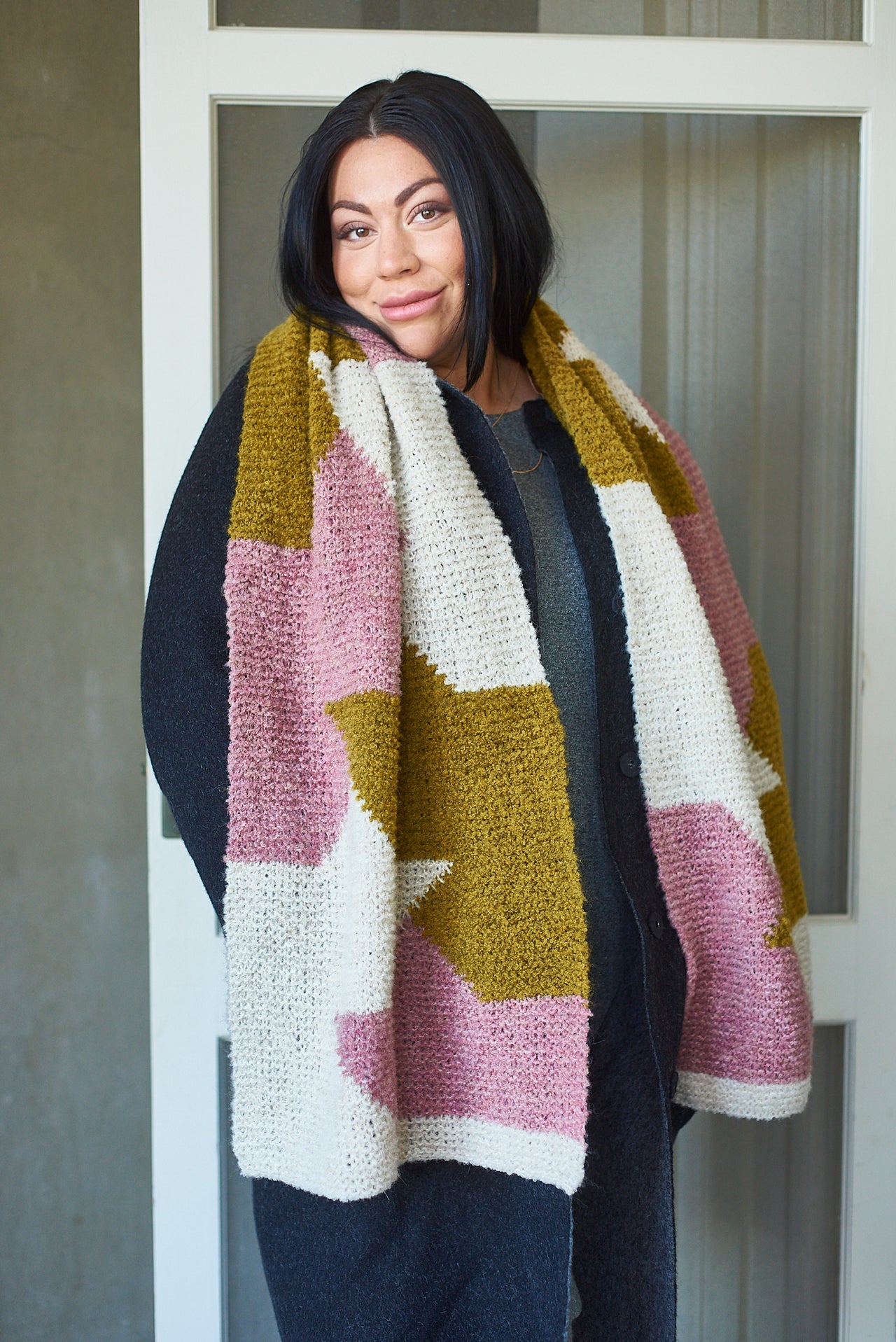 Assemblé Scarf in Berroco Pirouette PDF