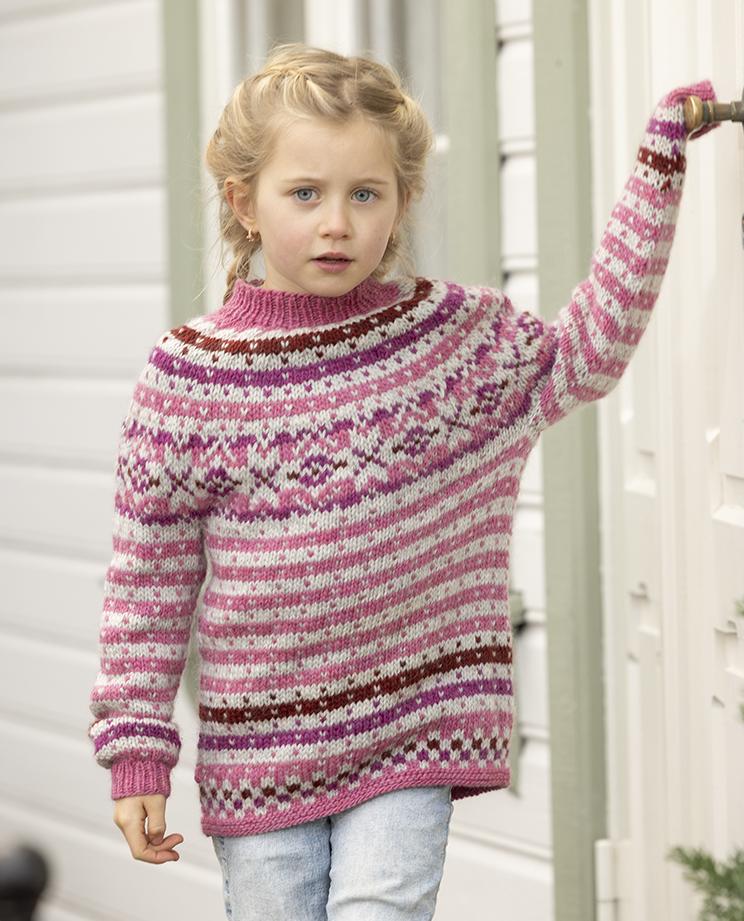 Fanastøl Sweater In Pink  in Viking Garn Viking Wool