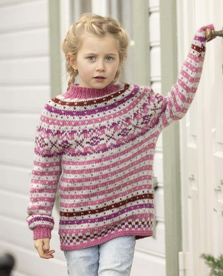 Fanastøl Sweater In Pink  in Viking Garn Viking Wool