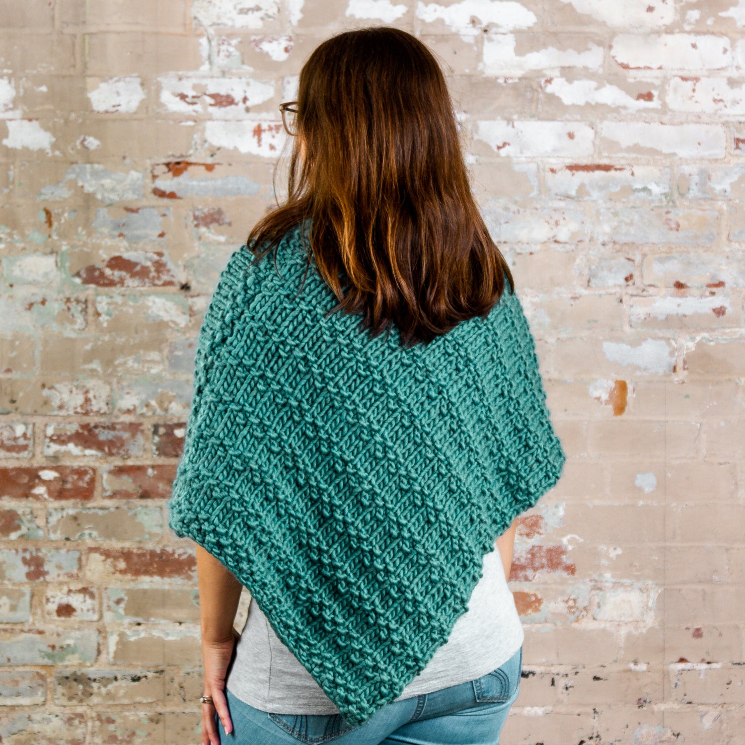 Tahki Yarns Pine Creek Hat & Poncho Knitting Pattern