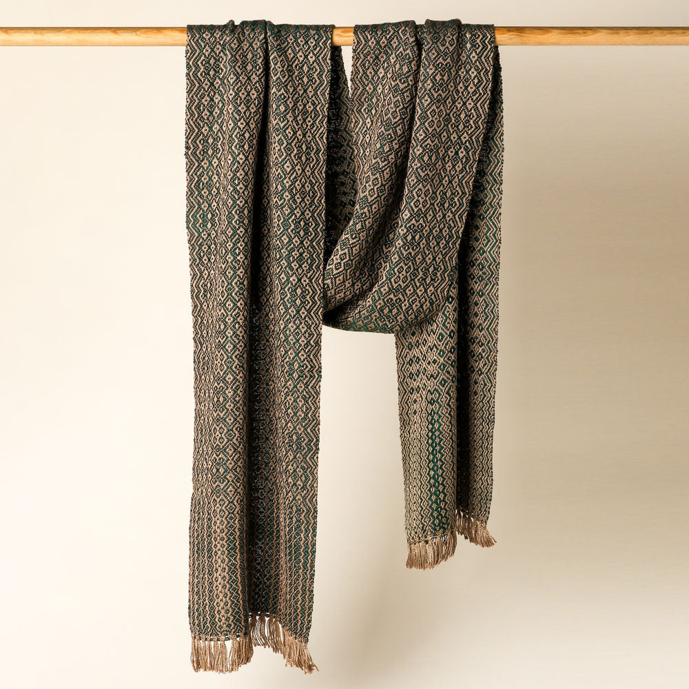 Valley Yarns #301 Cascading Diamonds Scarf
