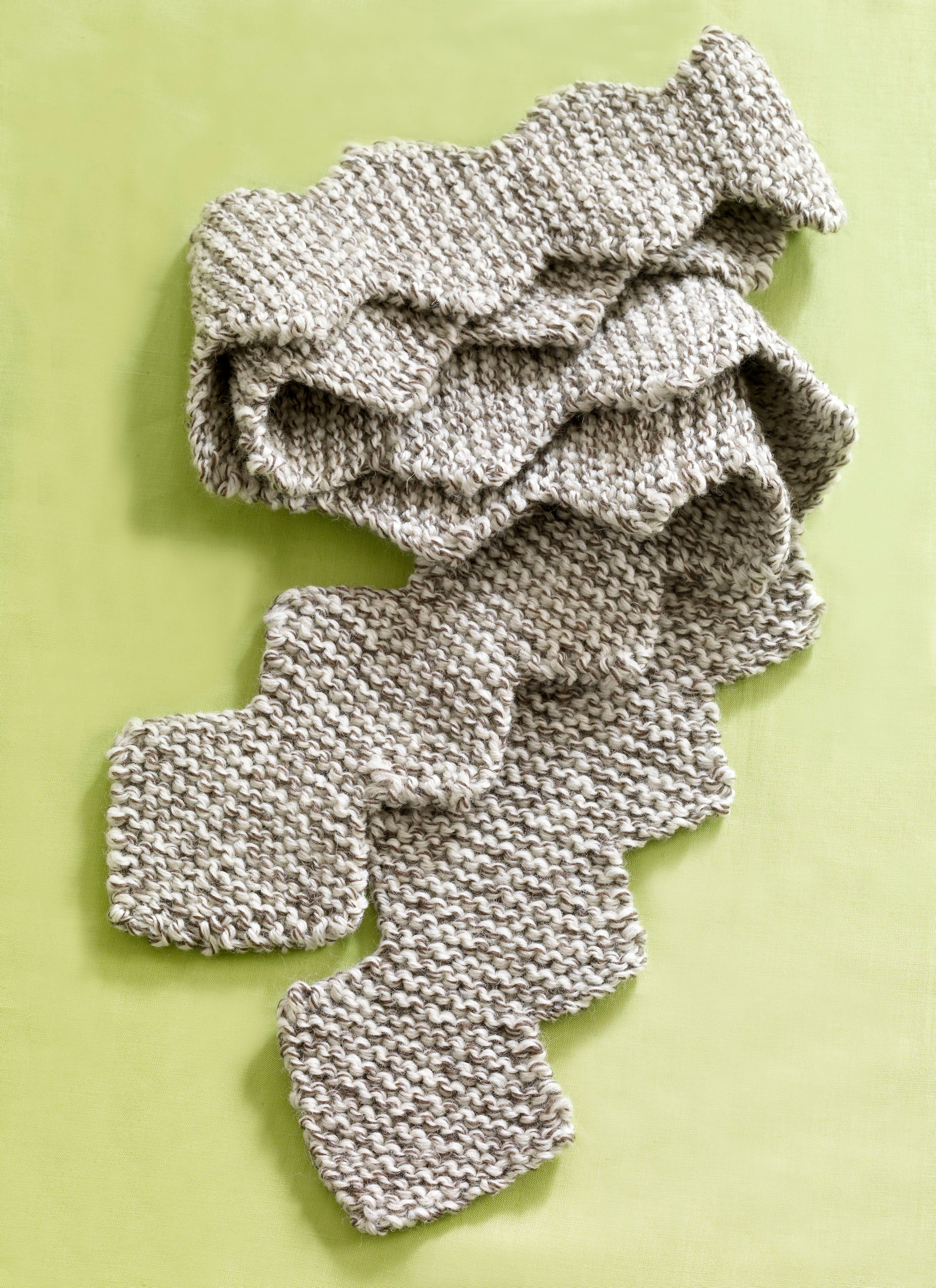 Zig Zag Tweed Scarf Knitting Pattern