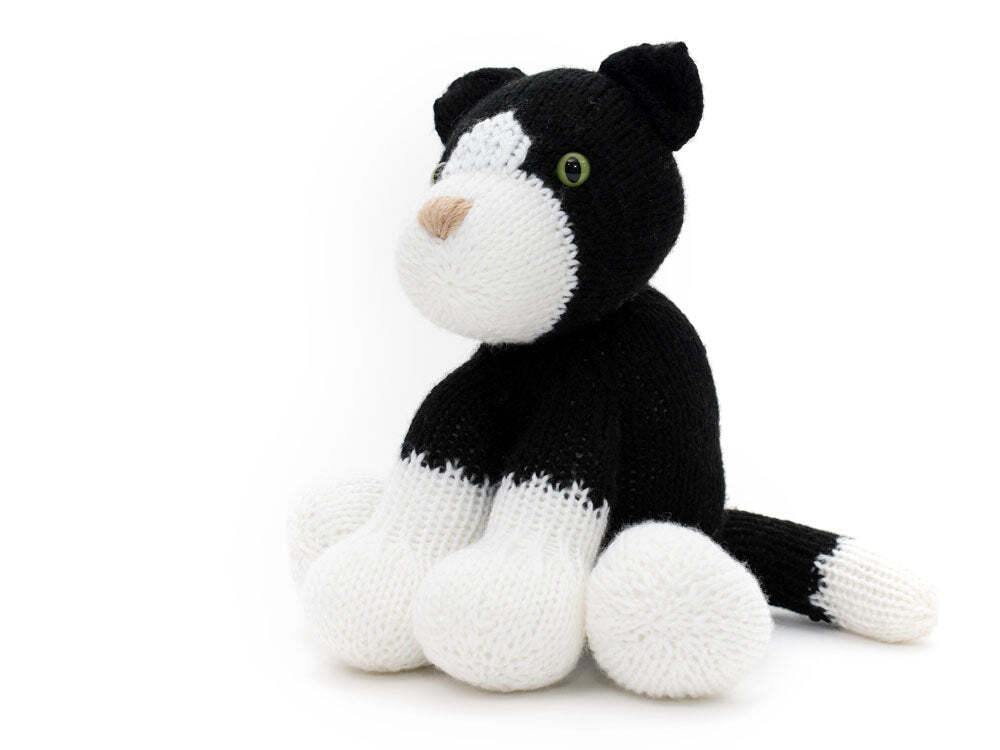 Deramores Dera-Cats Toy Knitting Pattern