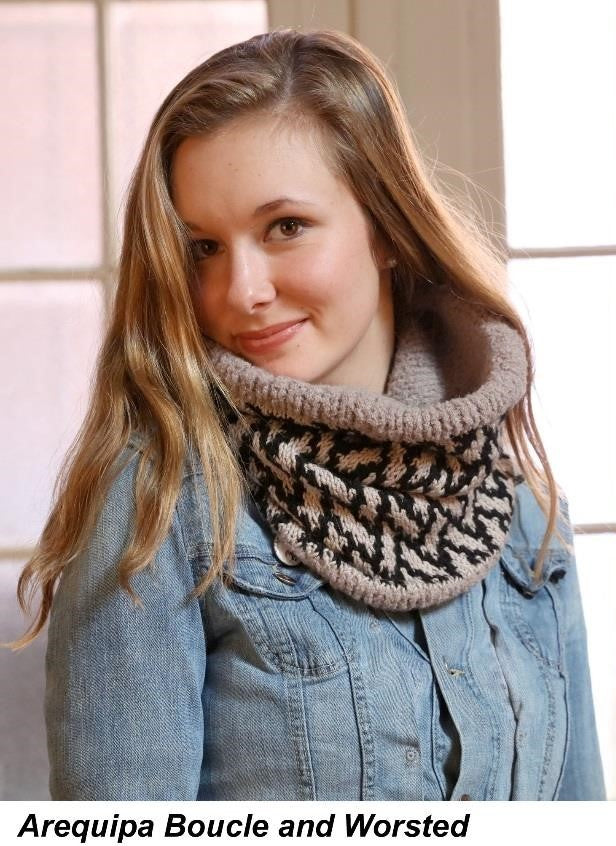 Slipt Stitch Cowl in Plymouth Yarn Arequipa Worsted & Boucle
