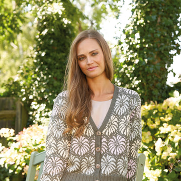 Zinnia Cardigan Knitting Pattern