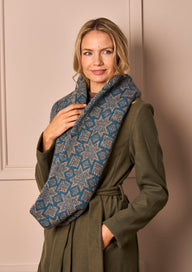 Bright Star Cowl Knitting Pattern