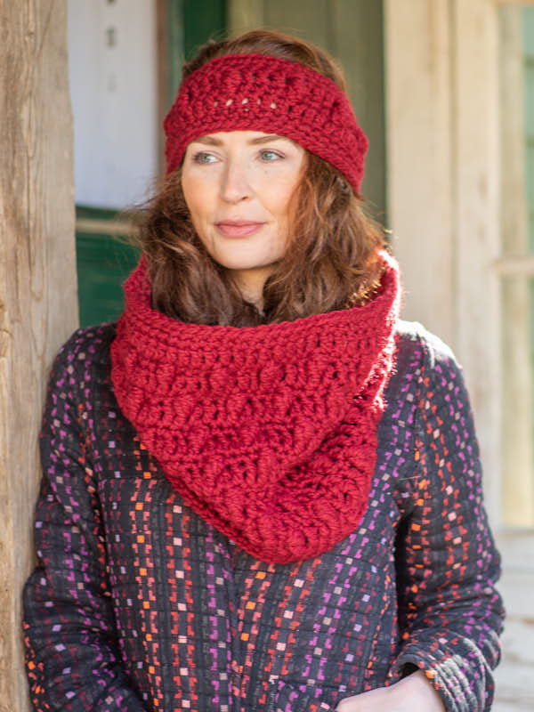 Saorla Set Accessory Crochet Pattern