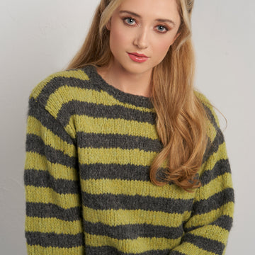 Hook Jumpers Knitting Pattern