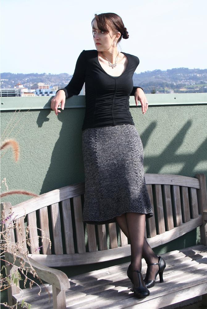 Kira K. Designs Bell Curve Skirt PDF