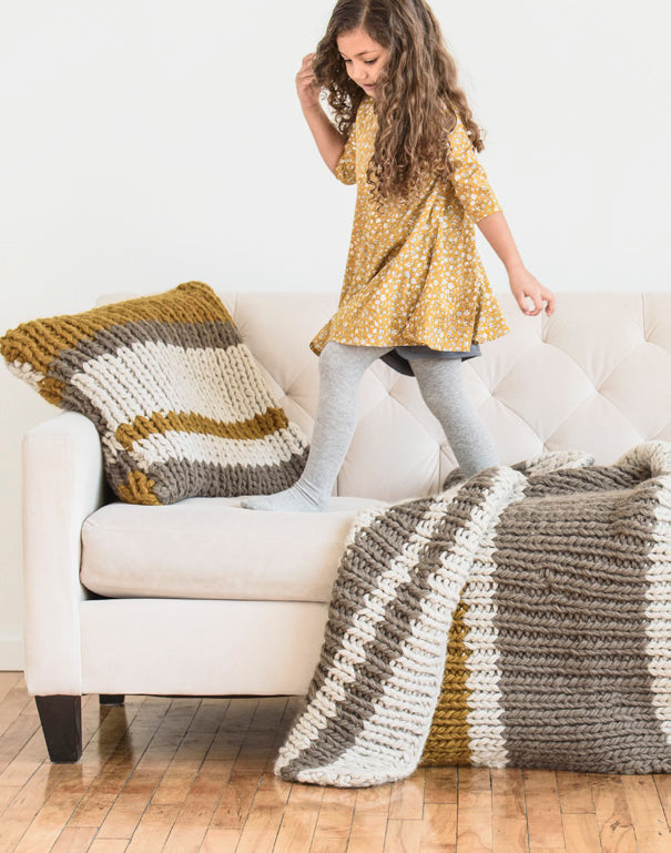 Blue Sky Fibers Bayport Pillow & Throw Knitting Pattern