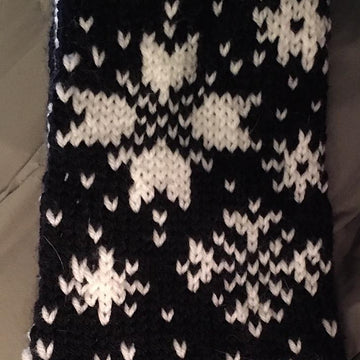 Blythe's Snowy Day Cowl