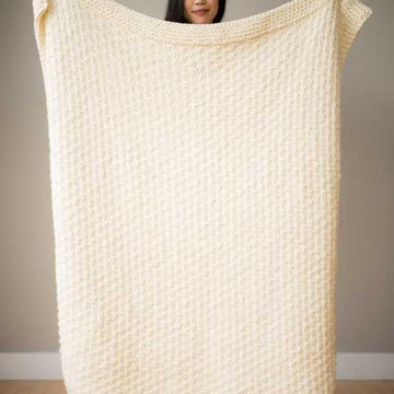 Chunky Dotty Blanket