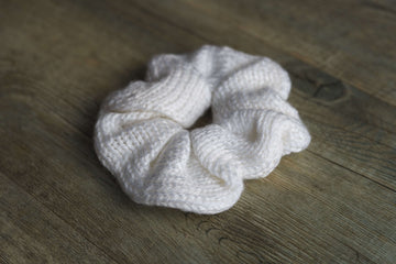 Deramores Scunchies Accessory Knitting Pattern