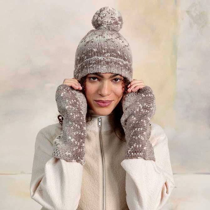 Lang PTO33-09 Wrist Warmers Gloves Knitting Pattern