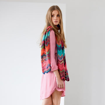 Lana Grossa 15 Shawl in Colorissimo & Silkhair  PDF