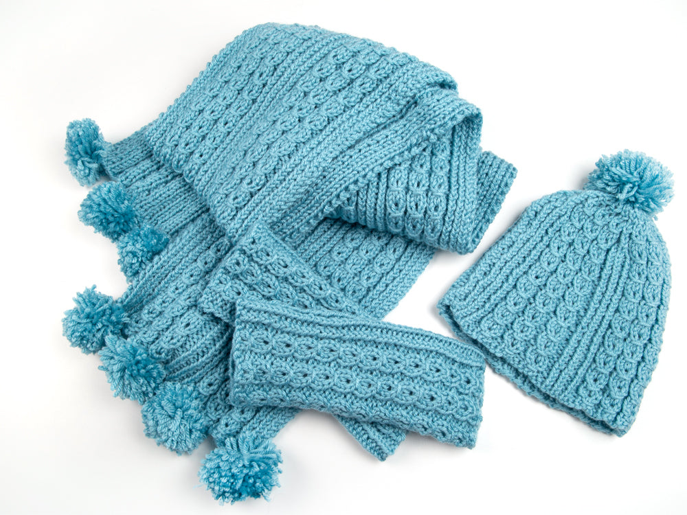 Deramores Wrist Warmers, Hat and Scarf Knitting Pattern