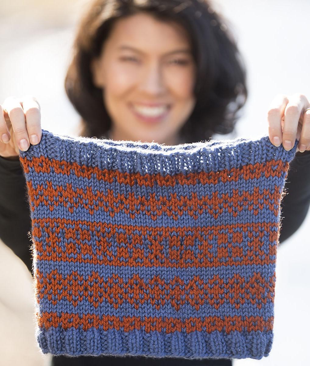 Cascade Yarns Easy Peasy Stranded Cowl Knitting Pattern