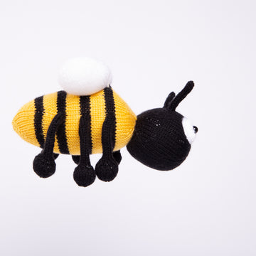 Deramores Honey the Bee Toy Knitting Pattern
